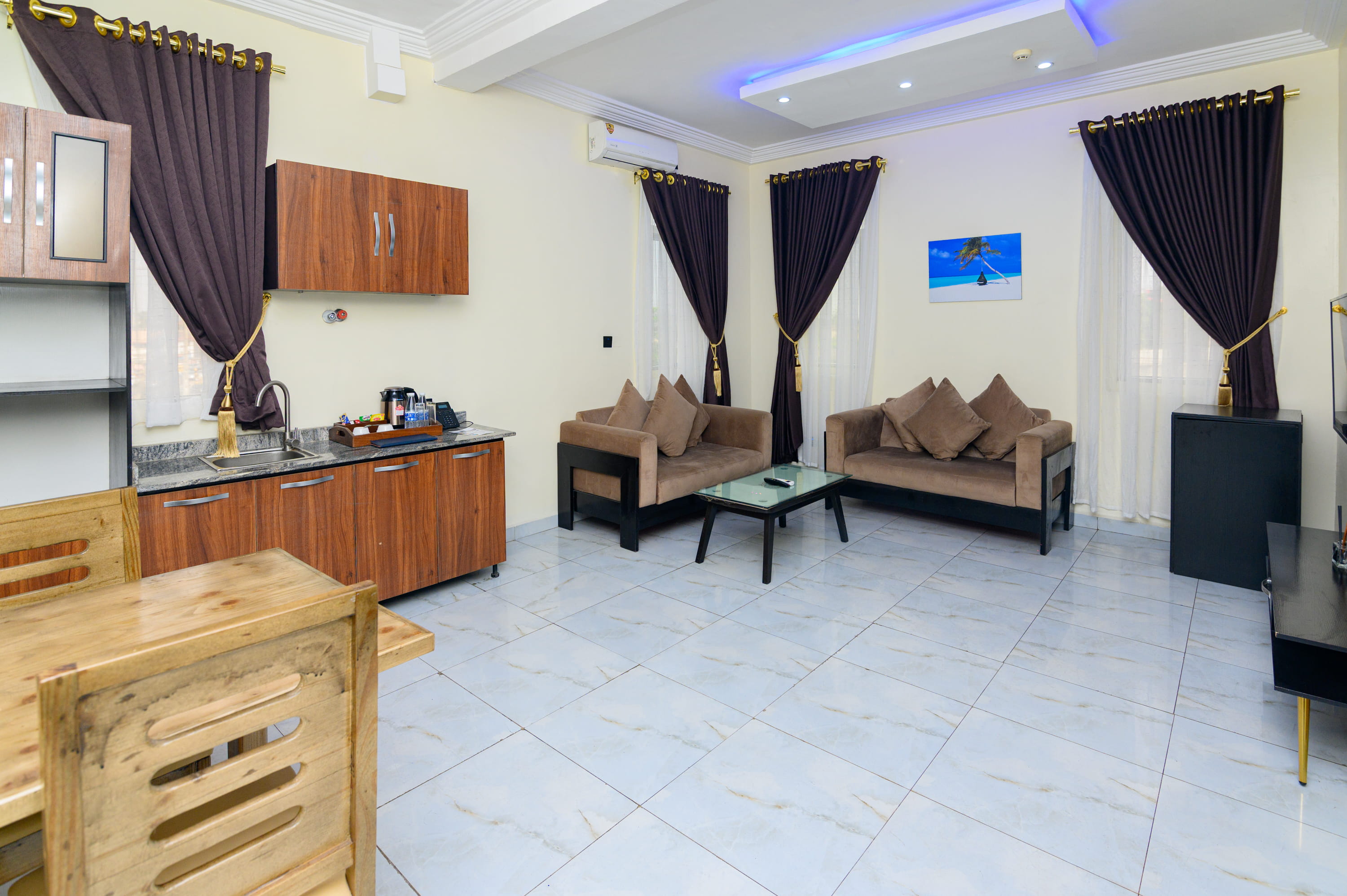 For Travellers Considering Eko Hotel Lagos: How Bundled Dining, Play and Stay Packages Save Time and Money