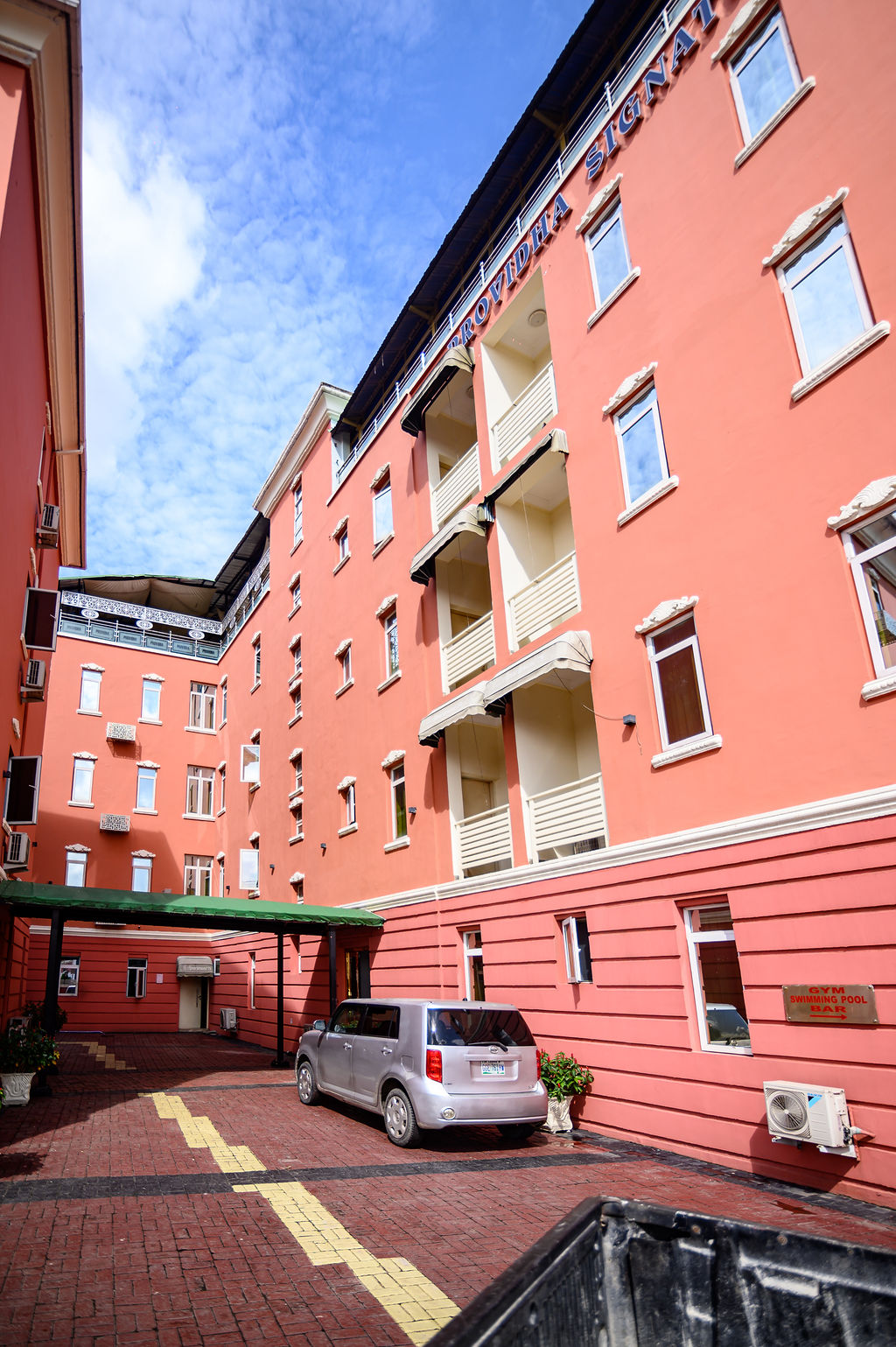 Hotel Near Lagos Airport: Choosing Between a Basic Stopover and a Full-Service Entertainment Destination