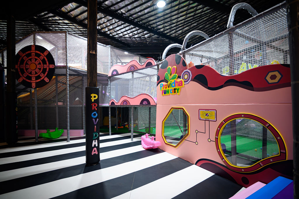Amusement Park or Entertainment Complex: Choosing the Right Weekend Experience Near Lagos Airport