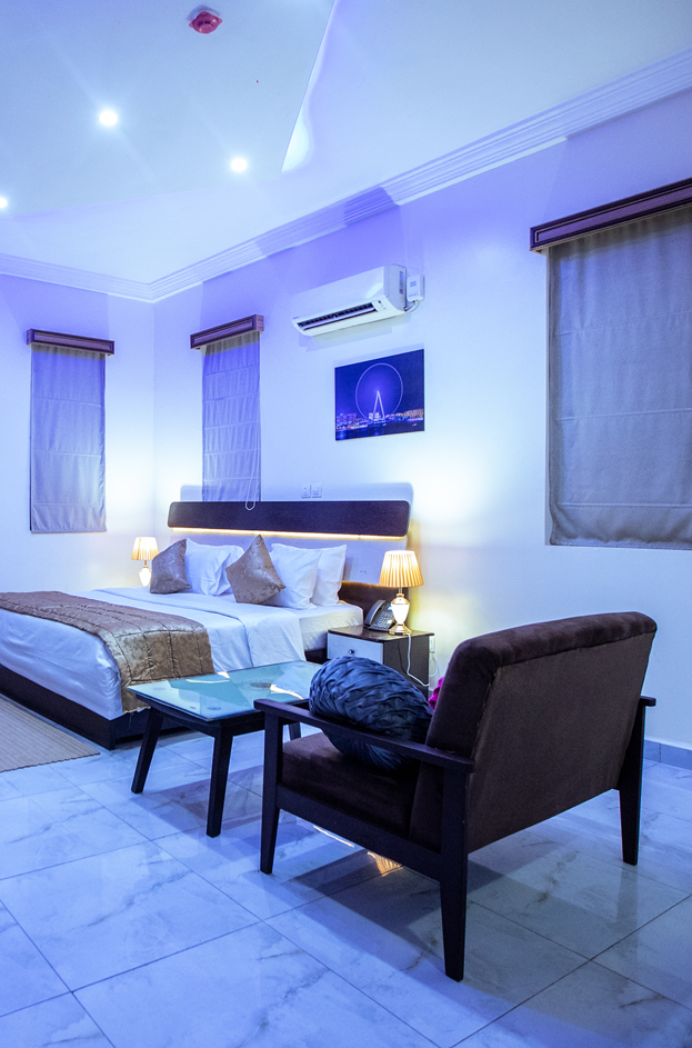 How to Choose an Ikeja Hotel for a Family Weekend: A Checklist for Dining, Play and Stay