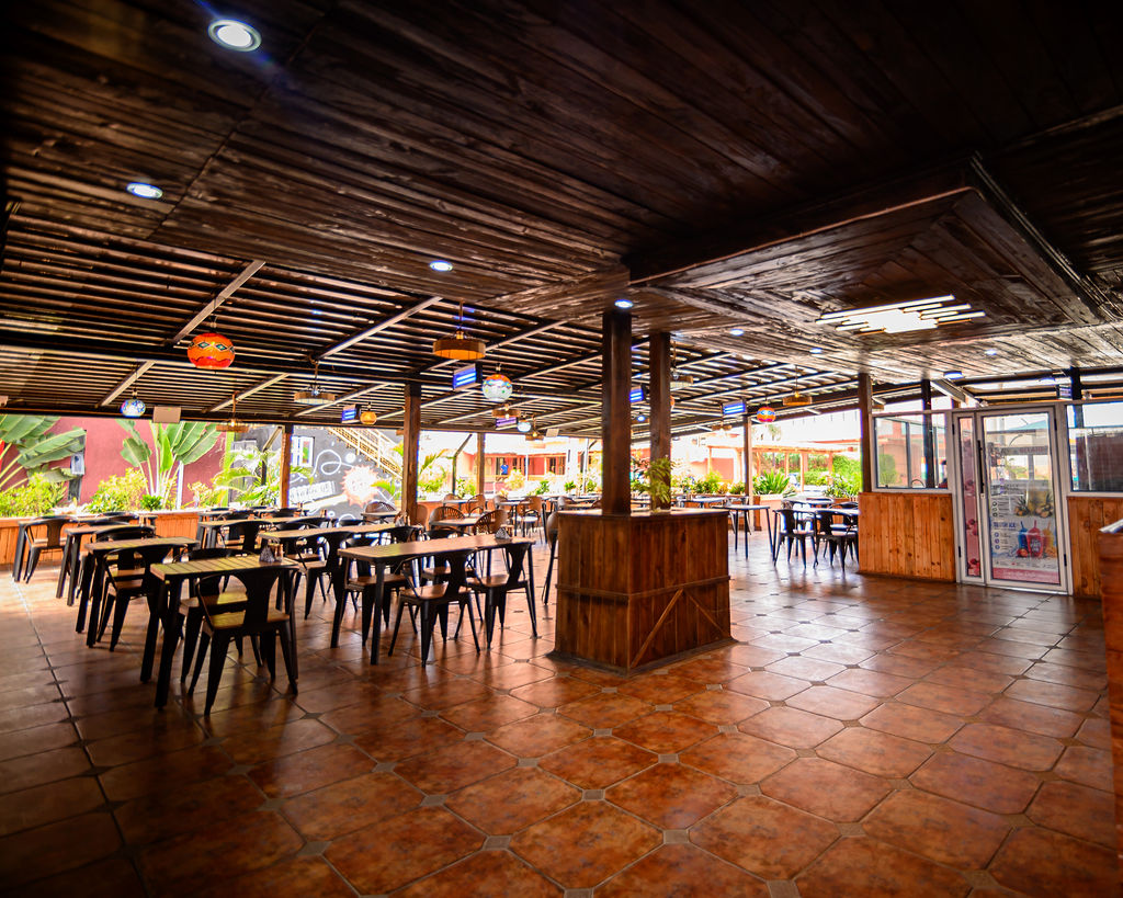 Back Porch Restaurant vs De Plate Cafeteria: Choose the Best Providha Dining Experience