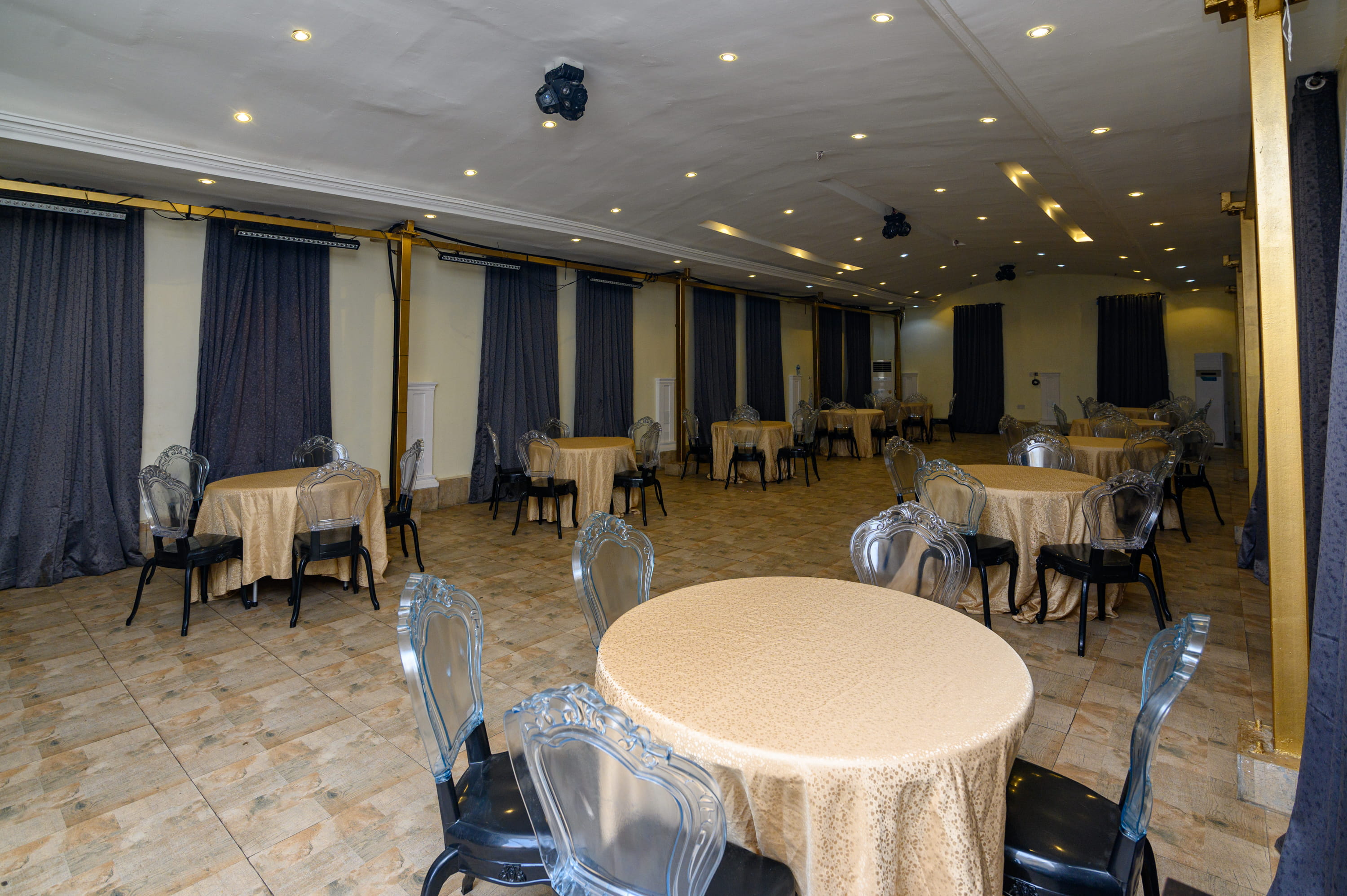 Which Restaurants in Lagos Offer Online Reservations for a Fine Dining Experience on a Budget?