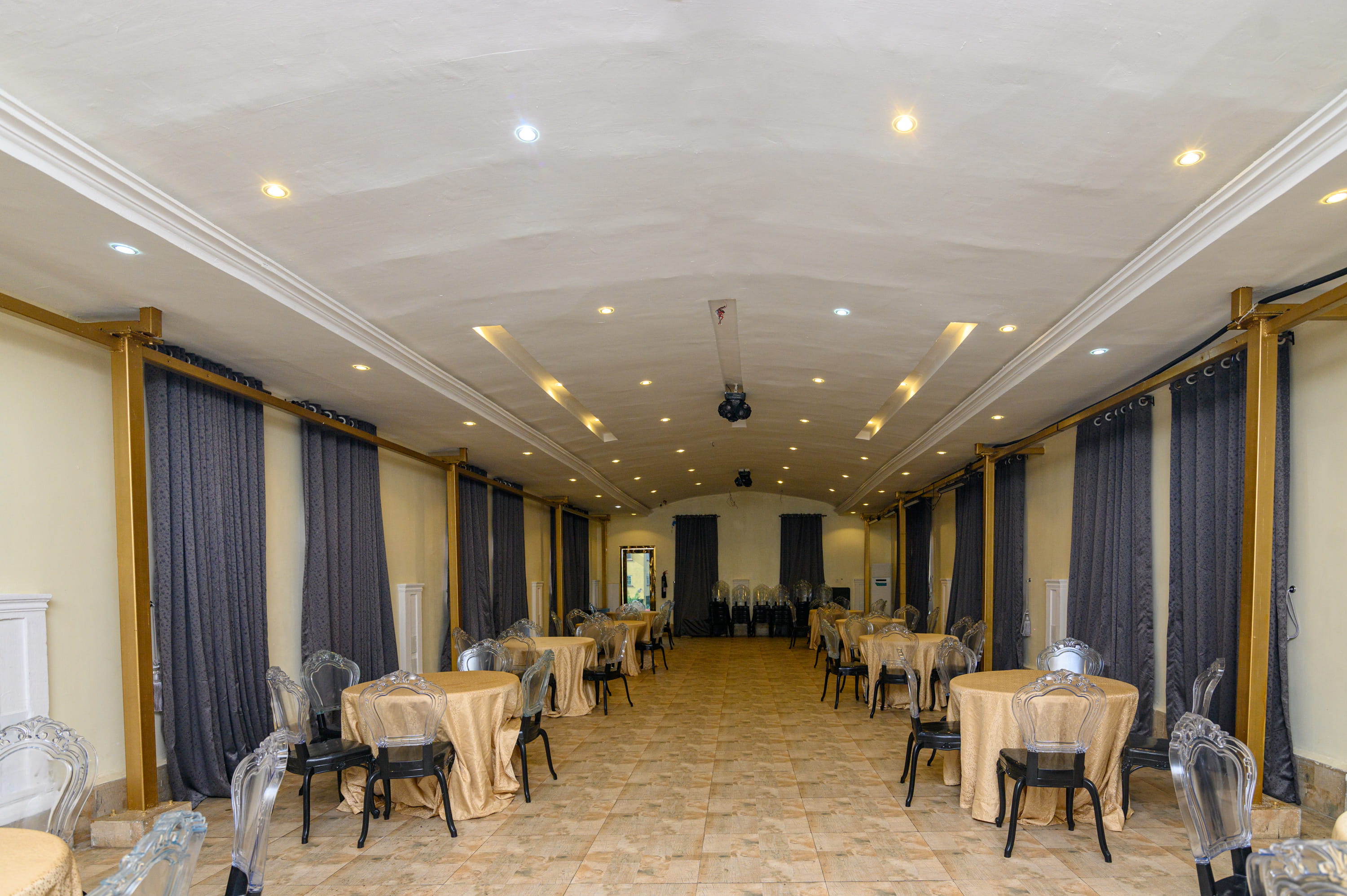 Where Can I Make a Same-Day Reservation at a Top-Rated Rooftop Restaurant in Lagos?