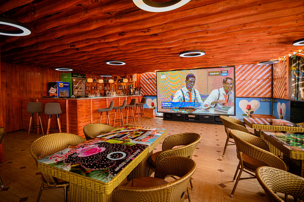 Fine dining or casual seafood restaurants at Providha Fun City: which option suits your occasion
